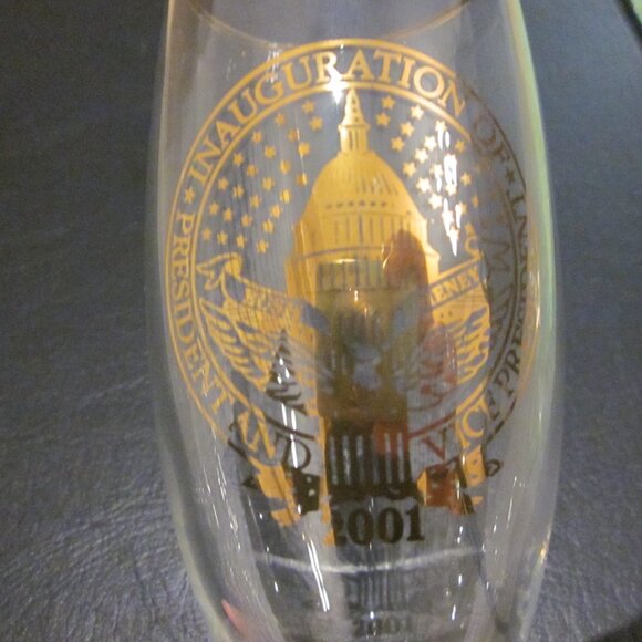 Pair of 2001 Presidential Inauguration Toasting Flutes - Picture 3 of 3